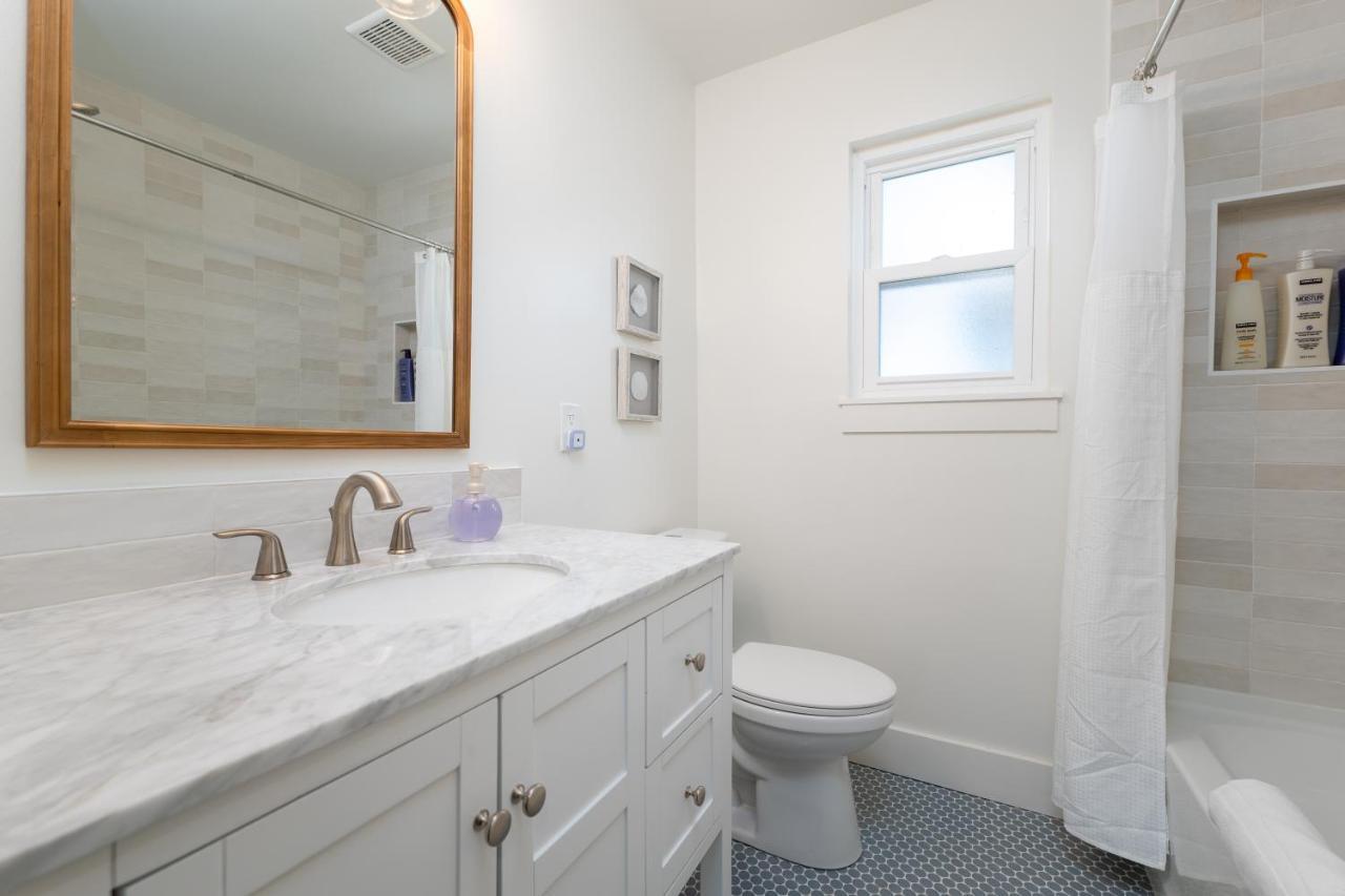 Be A Nomad 2 Bedroom Close To The Beach Jacksonville Beach Exteriör bild